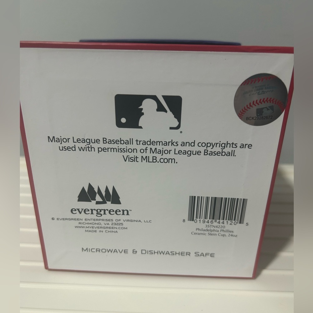 NEW Phillies Red Ceramic Stein with Gift Box - perfect for baseball fan! - Picture 3 of 3